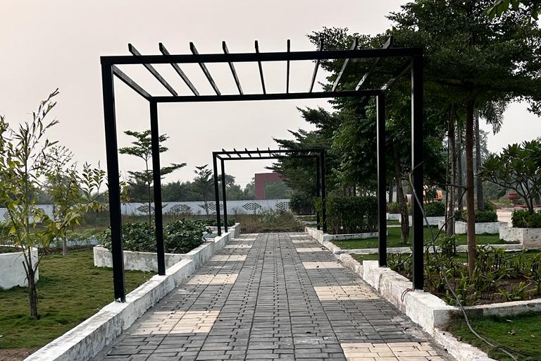 1000189246 Residential Plots for Sale in Vidhan Sabha Road, Raipur