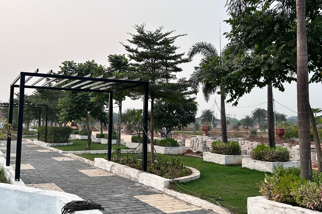 1000189248 Residential Plots for Sale in Vidhan Sabha Road, Raipur