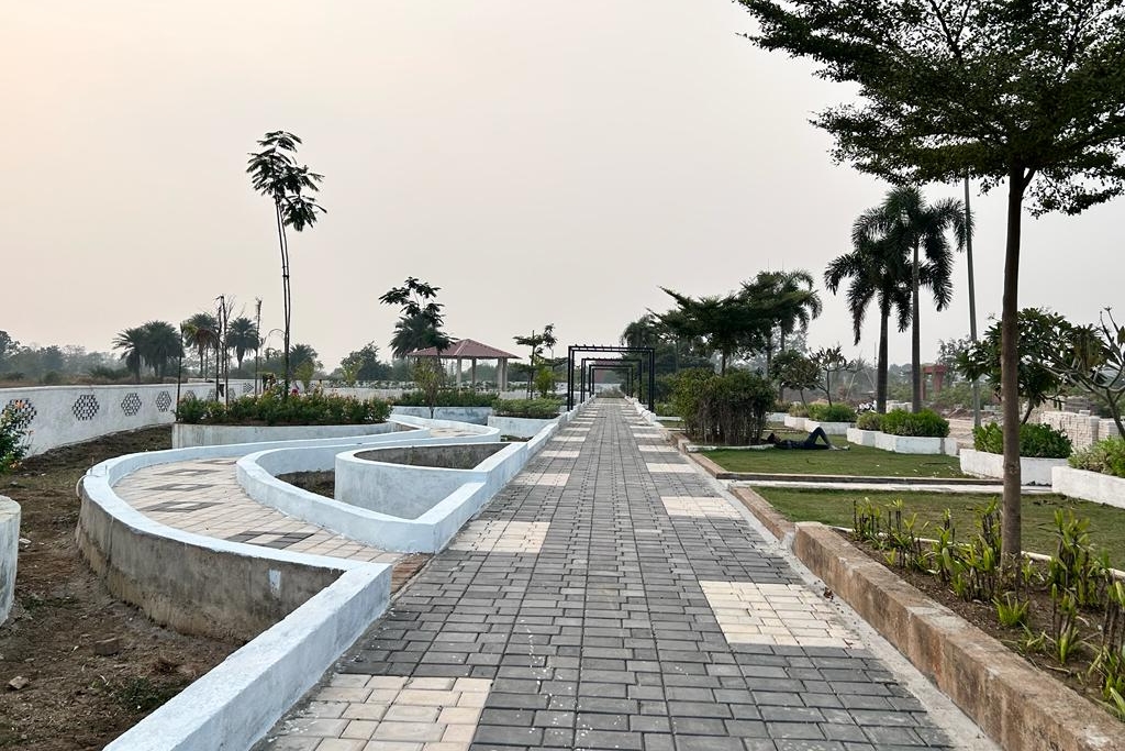 Shree Swastik Royal Avenue | RERA Approved Plots near Vidhansabha Road, Raipur