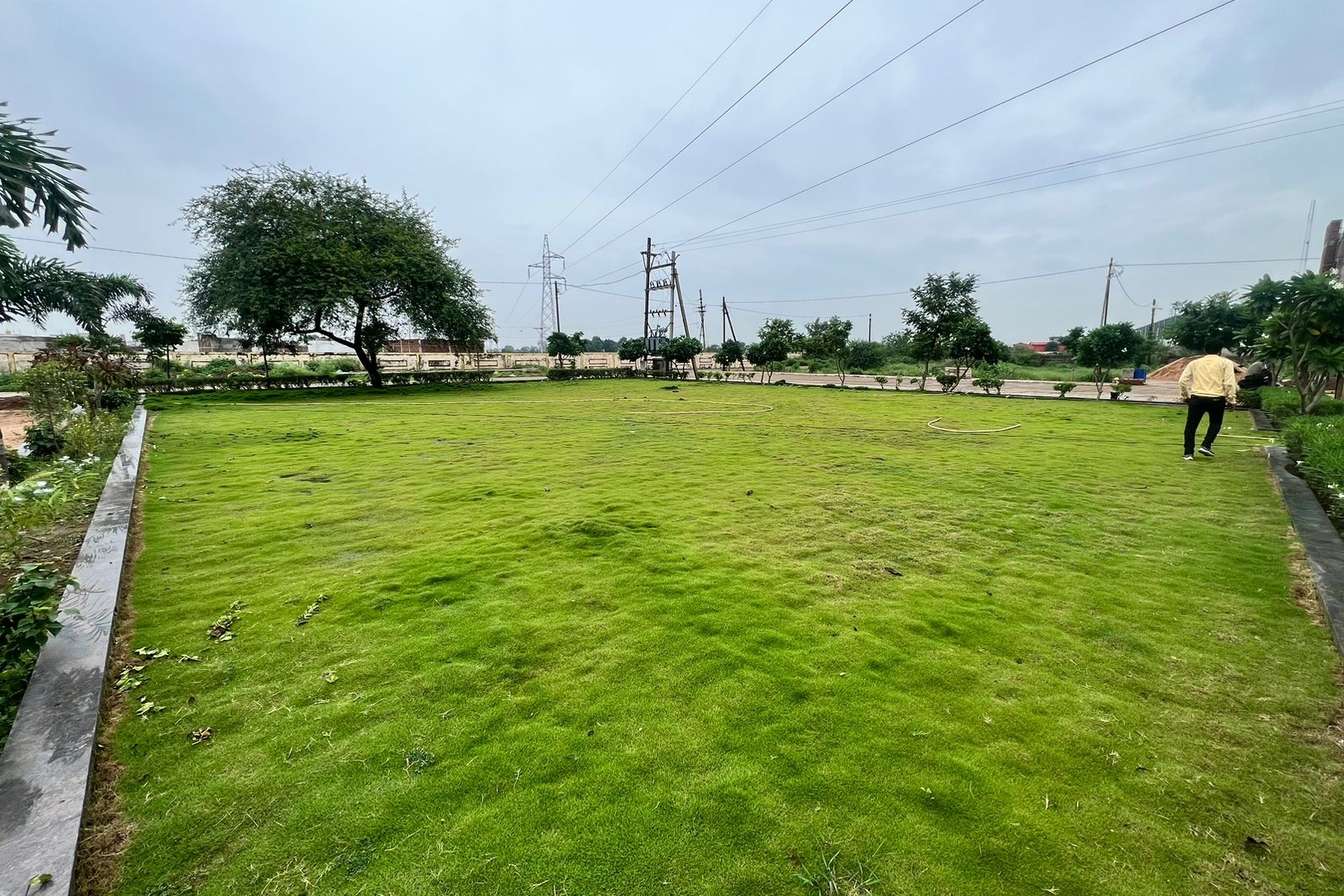 Plot in Pirda Raipur