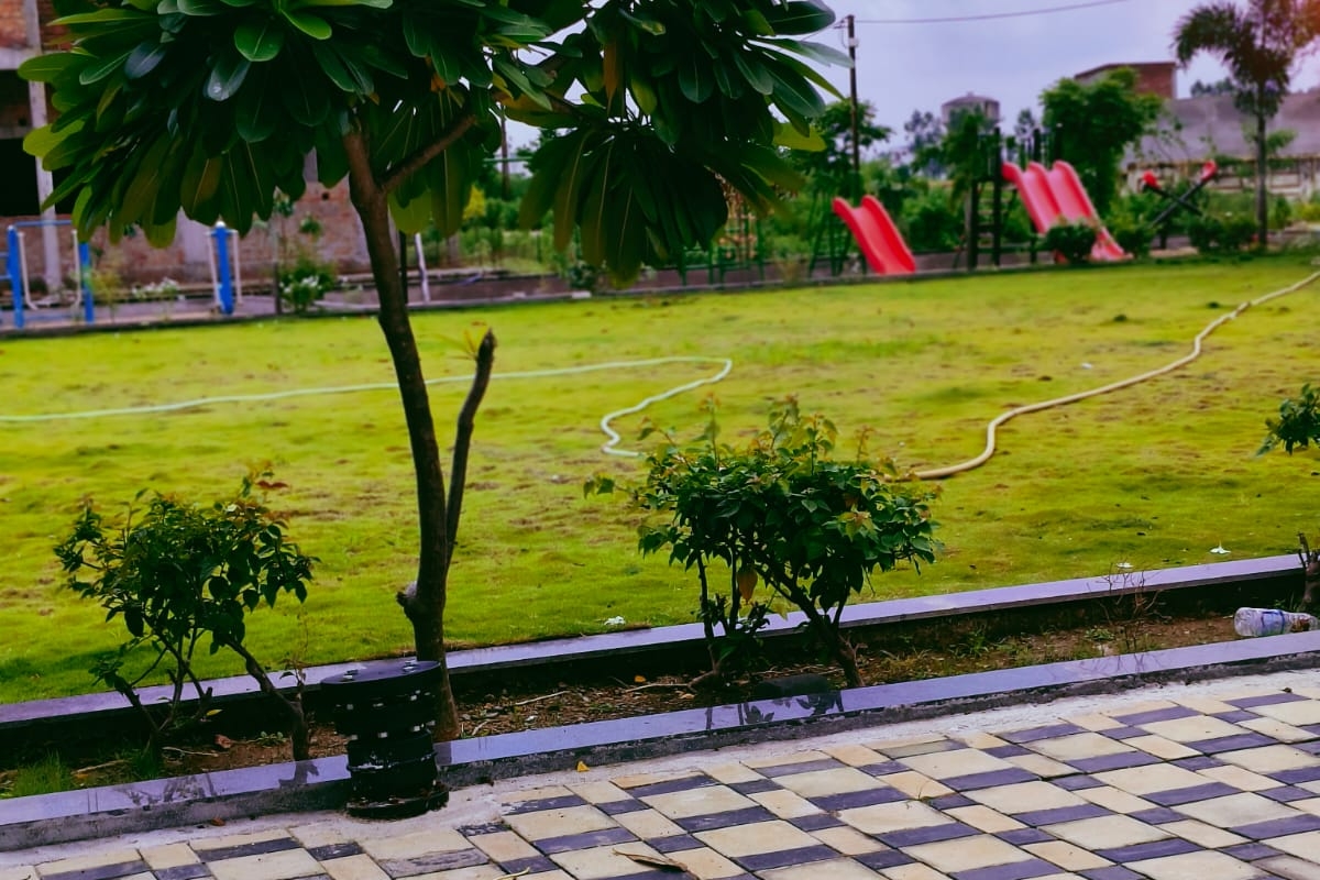 Plot in Pirda Raipur