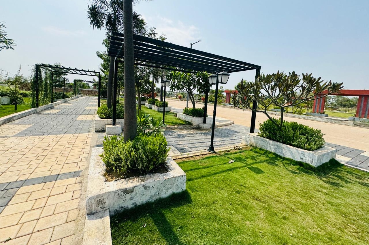 Shree Swastik Royal Avenue